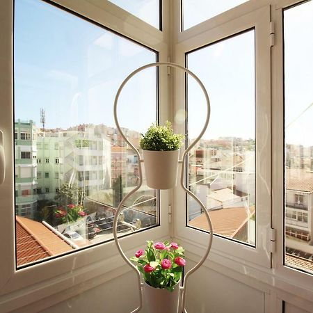 Ferienwohnung Poppy House In Anjos Lissabon Exterior foto